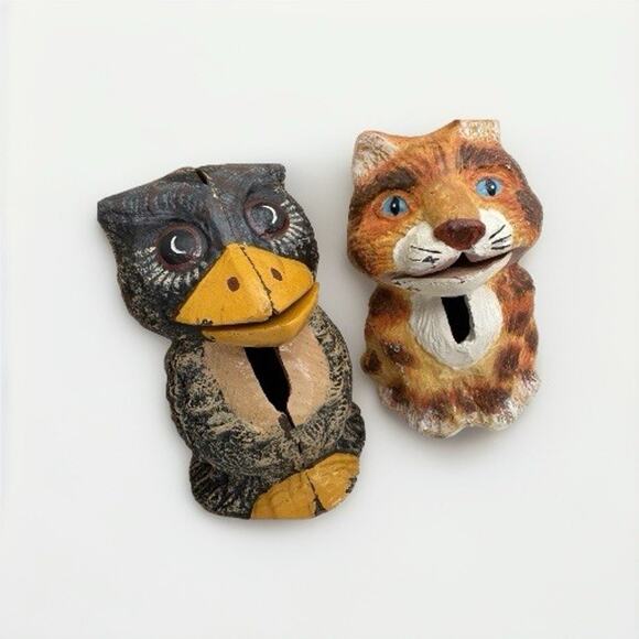 Vintage Bits & Pieces Cast Iron Coin Banks Set Of Four Monkey Dog Cat Bird - Picture 5 of 7